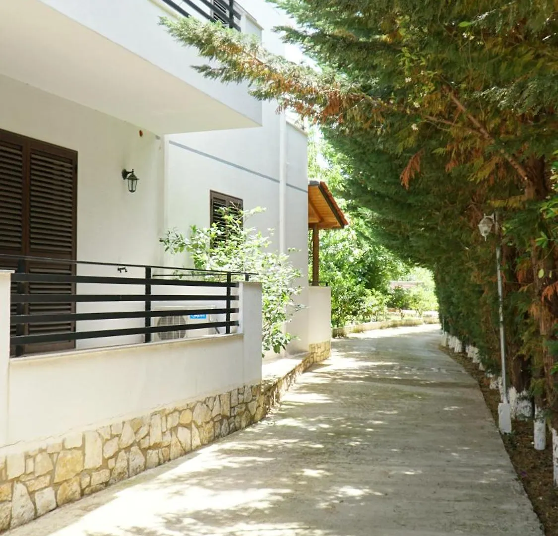 Hotel Natali Dhermi