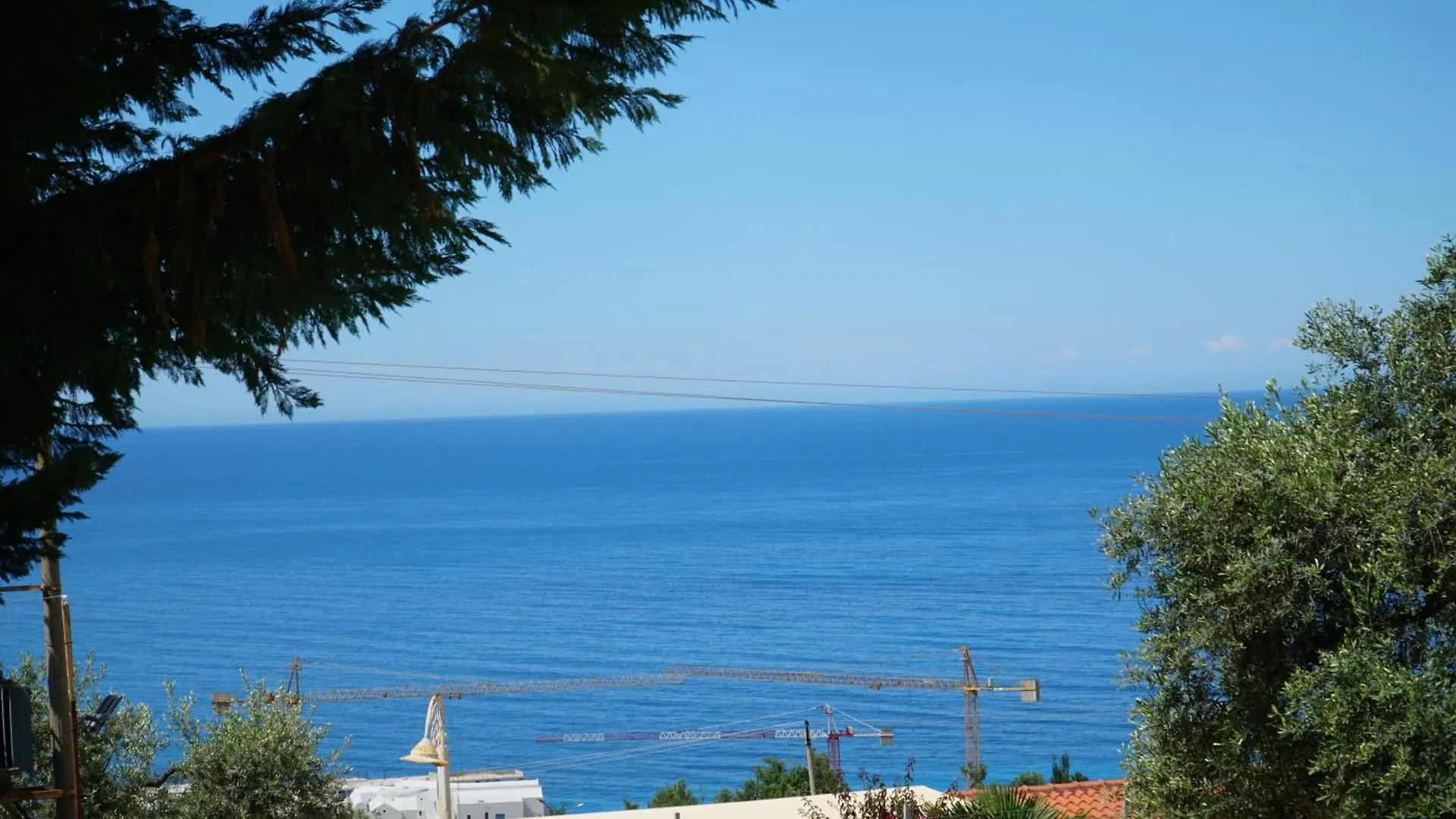 Hotel Natali Dhërmi 0*,  Albania